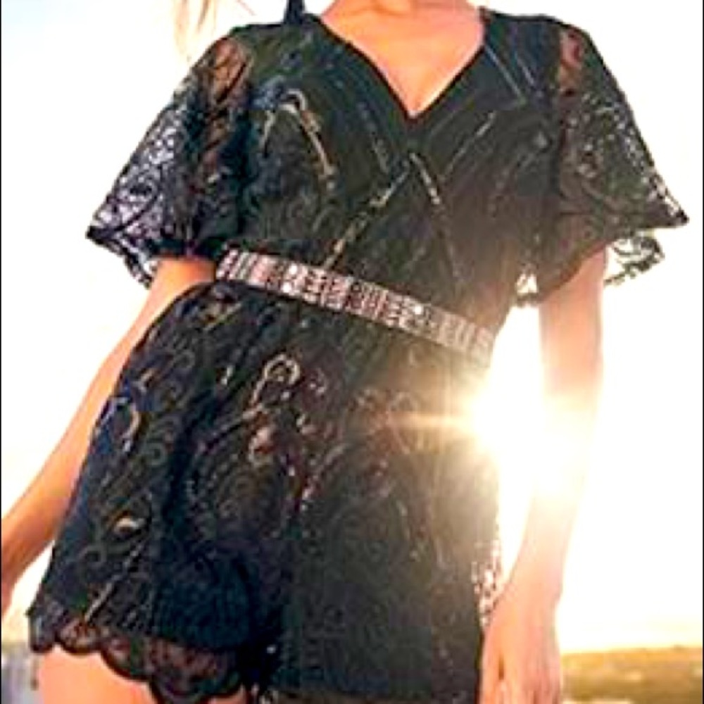 1920’s flare meets 2020’s style!!
